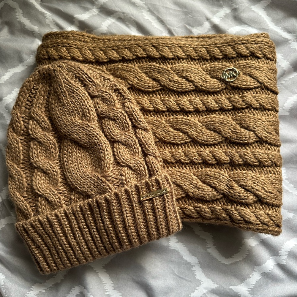 Michael Michael Kors Women's Cable Knit Scarf and Beanie Set